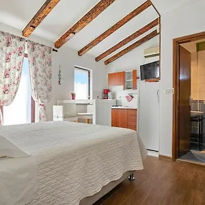  Apartment Marinela Kroatien